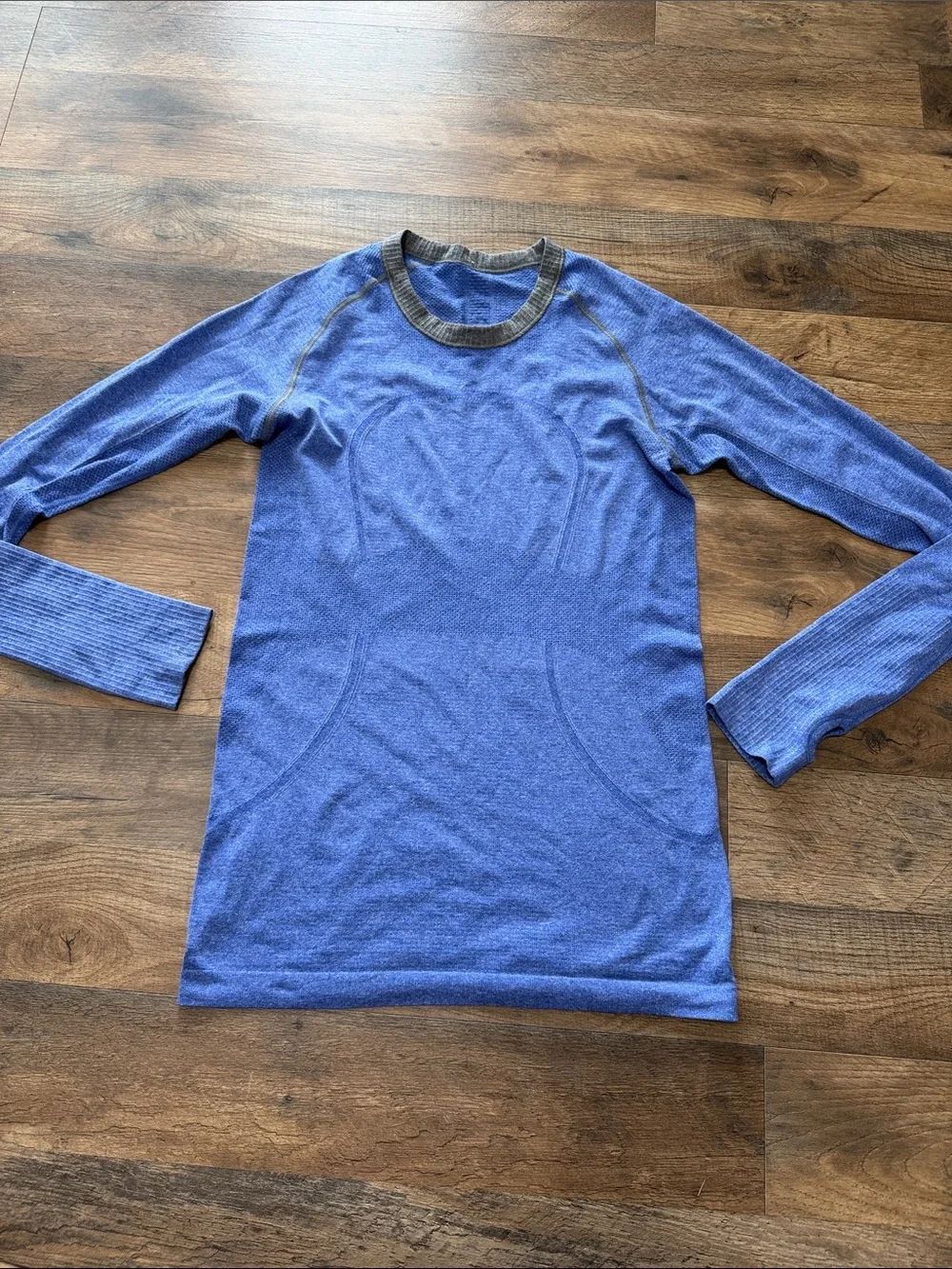 Lululemon Swiftly Tech Long-Sleeve